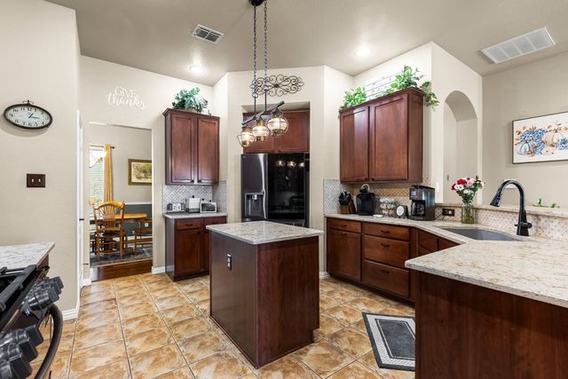 208 Cascade Valley Drive, Fate, TX 75087