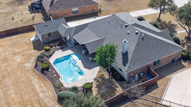 208 Cascade Valley Drive, Fate, TX 75087