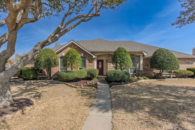 208 Cascade Valley Drive, Fate, TX 75087