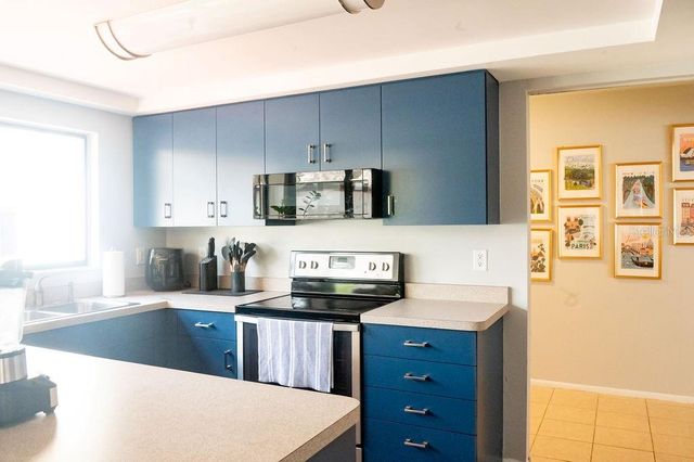 3724 GLEN OAKS MANOR DRIVE, Sarasota, FL 34232
