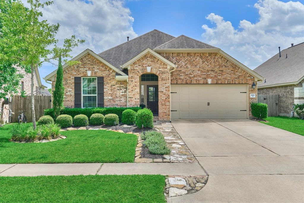2611 Cedar Path Lane, Conroe, TX 77385