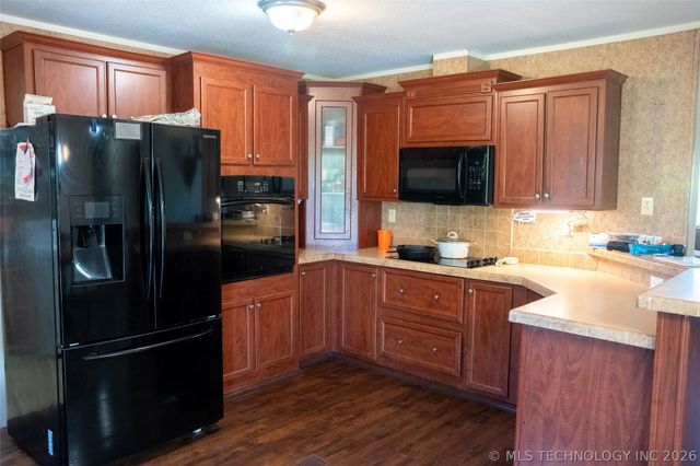 31576 E 723 Road, Wagoner, OK 74467