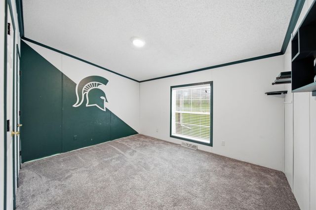 120 Kathy Lane, Brooklyn, MI 49230