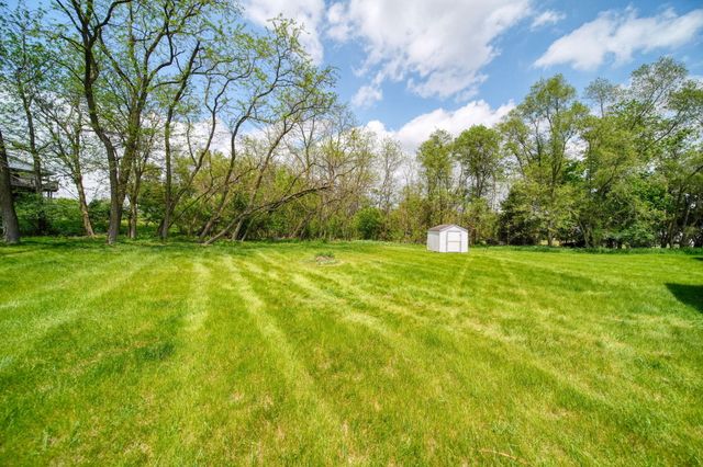120 Kathy Lane, Brooklyn, MI 49230