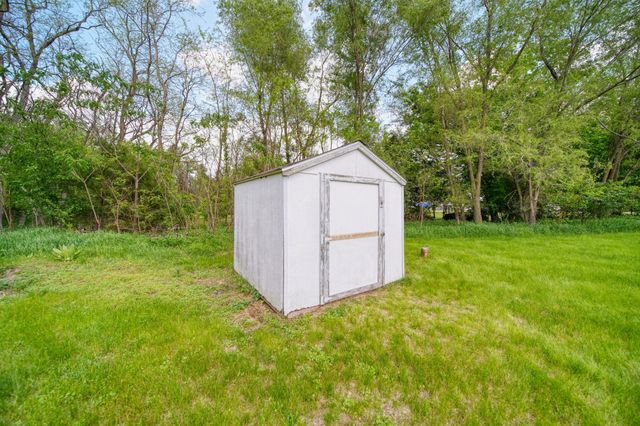 120 Kathy Lane, Brooklyn, MI 49230