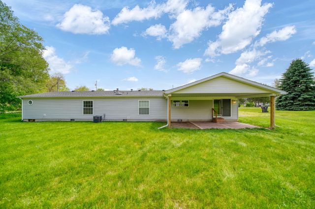 120 Kathy Lane, Brooklyn, MI 49230