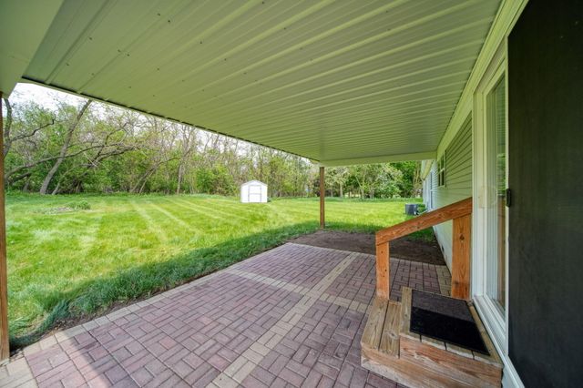 120 Kathy Lane, Brooklyn, MI 49230