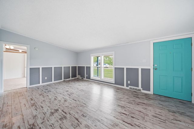 120 Kathy Lane, Brooklyn, MI 49230