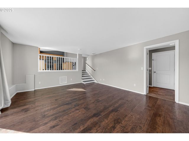 209 Ne ROSE RIDGE Dr, Winston, OR 97496