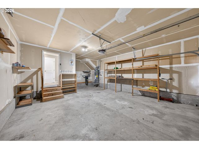 209 Ne ROSE RIDGE Dr, Winston, OR 97496