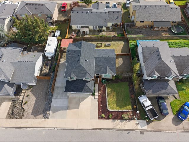 209 Ne ROSE RIDGE Dr, Winston, OR 97496