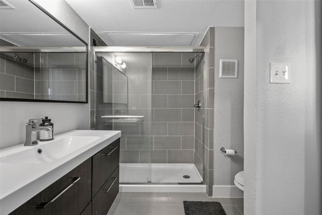 4777 Cedar Springs Road 5F, Dallas, TX 75219