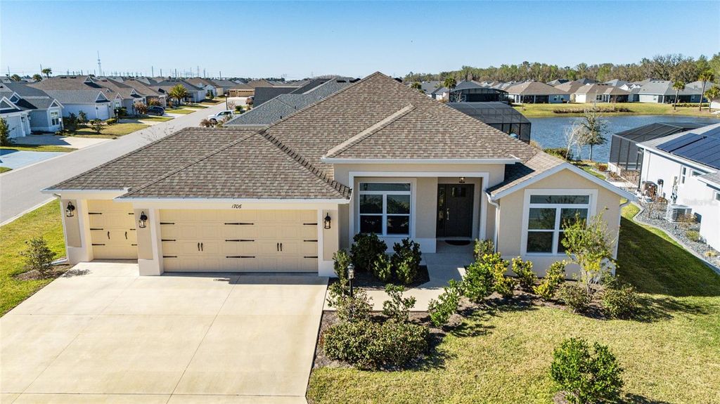Image 45 of property listing at 1706 COLLEEN COURT, The Villages, FL 34762