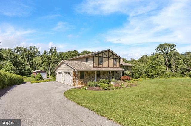 88 CONRAD RD, Fleetwood, PA 19522
