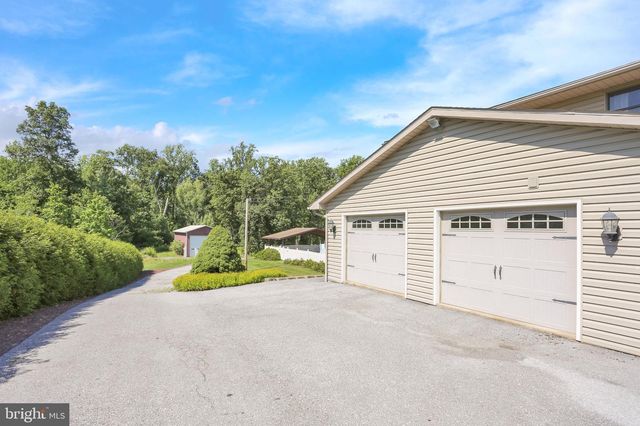 88 CONRAD RD, Fleetwood, PA 19522