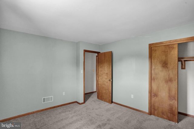 88 CONRAD RD, Fleetwood, PA 19522
