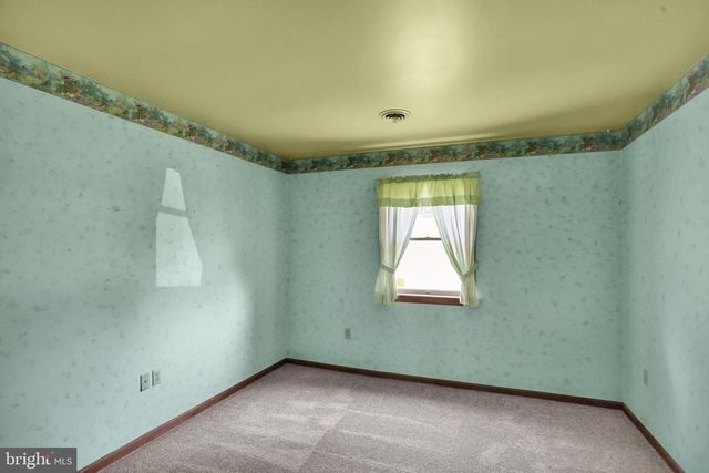 88 CONRAD RD, Fleetwood, PA 19522