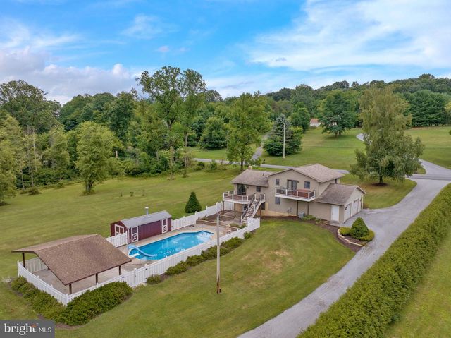 88 CONRAD RD, Fleetwood, PA 19522
