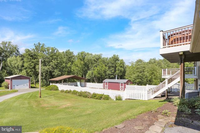 88 CONRAD RD, Fleetwood, PA 19522