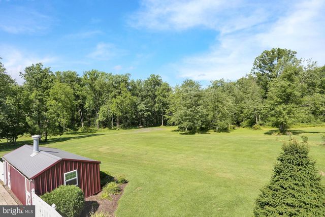 88 CONRAD RD, Fleetwood, PA 19522