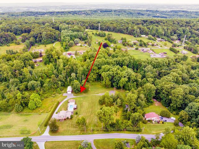 88 CONRAD RD, Fleetwood, PA 19522