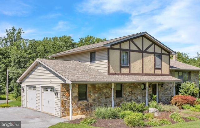 88 CONRAD RD, Fleetwood, PA 19522