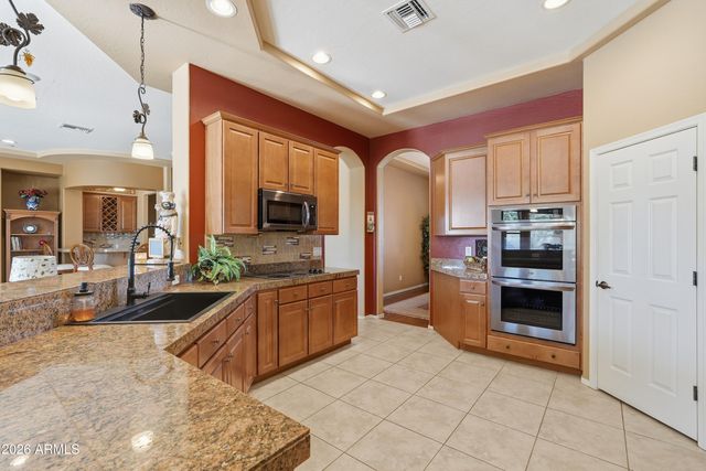 22721 W MARK Lane, Wittmann, AZ 85361