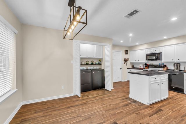 13860 Ventura Road, Willis, TX 77318