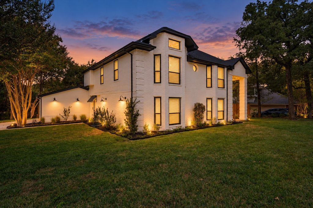3812 Yachtclub Drive, Arlington, TX 76016 — exterior