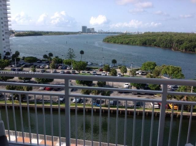 400 Kings Point Drive 810, Sunny Isles Beach, FL 33160