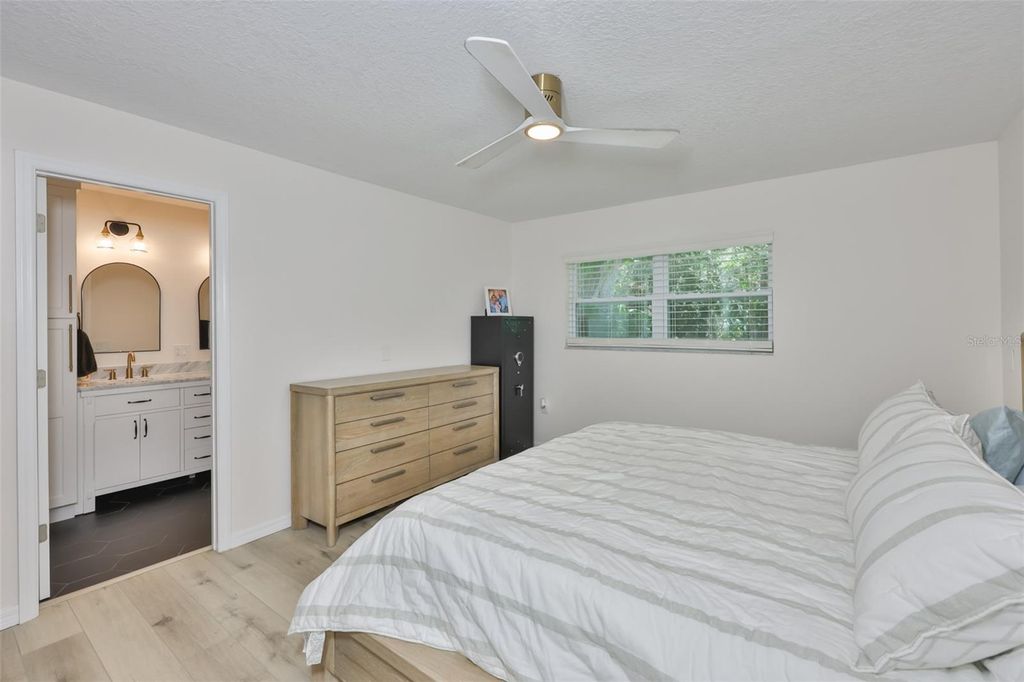 Image 24 of property listing at 1578 INDIAN BAY ROAD, Spring Hill, FL 34607
