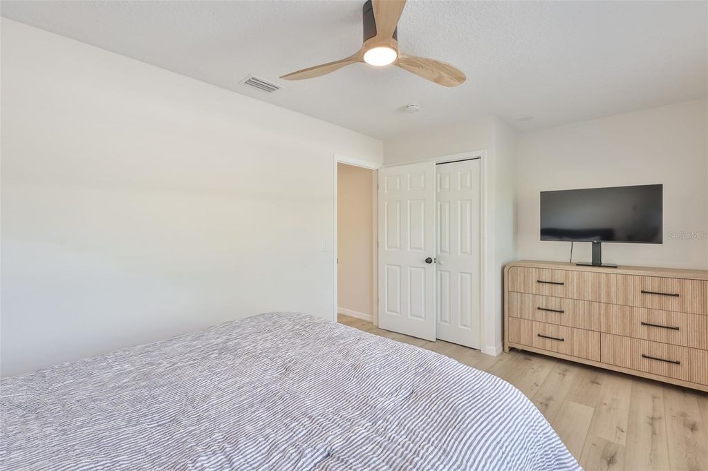 Image 31 of property listing at 1578 INDIAN BAY ROAD, Spring Hill, FL 34607