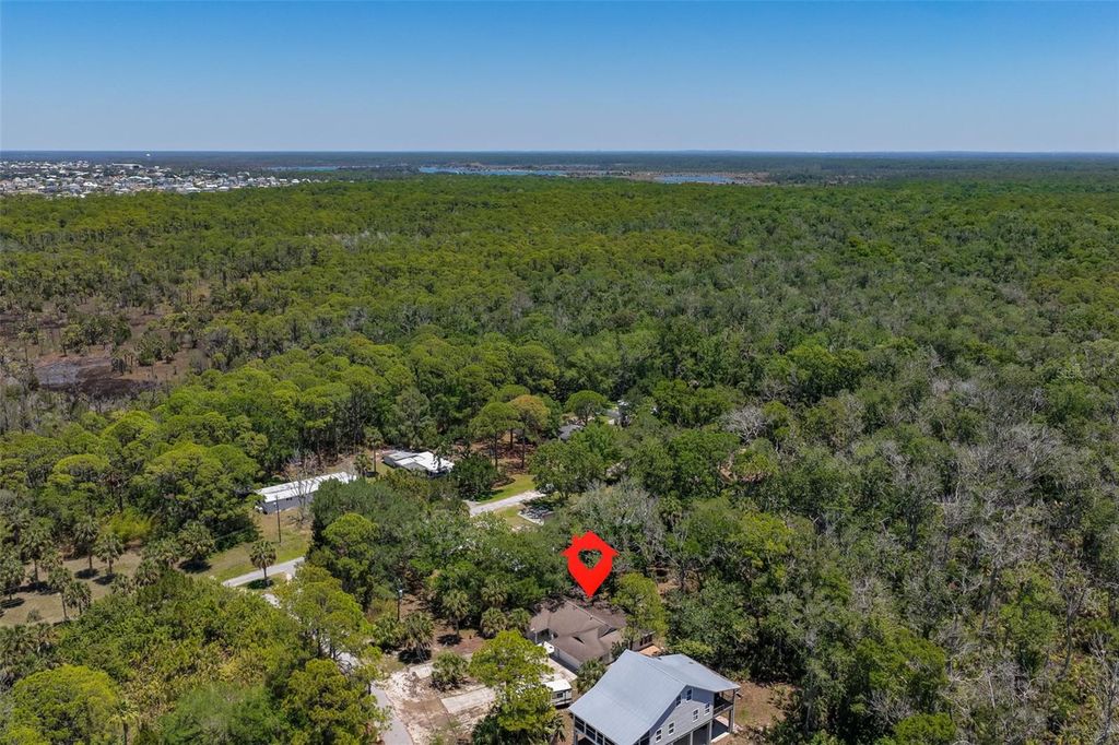 Image 5 of property listing at 1578 INDIAN BAY ROAD, Spring Hill, FL 34607