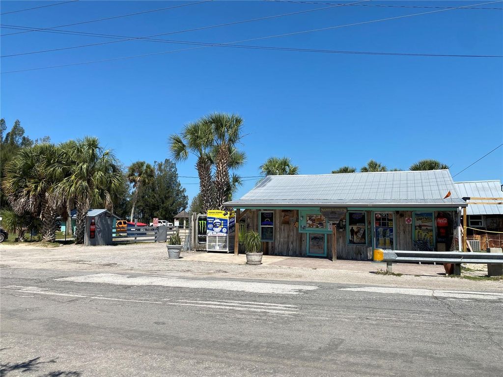 Image 48 of property listing at 1578 INDIAN BAY ROAD, Spring Hill, FL 34607