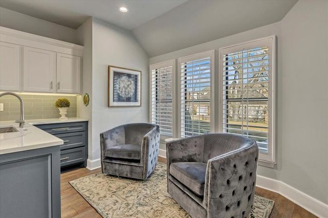 706 Aberdeen Road Road, Edmond, OK 73025