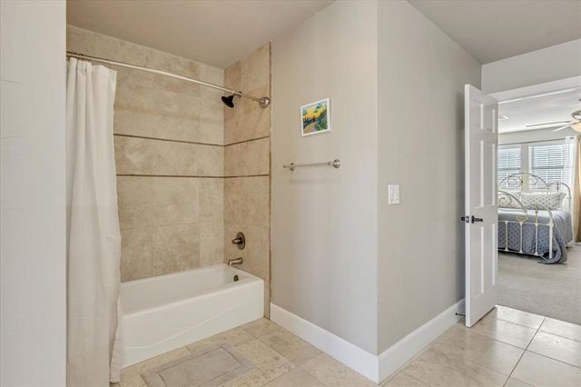 706 Aberdeen Road Road, Edmond, OK 73025