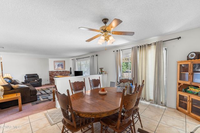 16435 Stagecoach Avenue, Lake Los Angeles, CA 93591