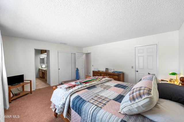 16435 Stagecoach Avenue, Lake Los Angeles, CA 93591