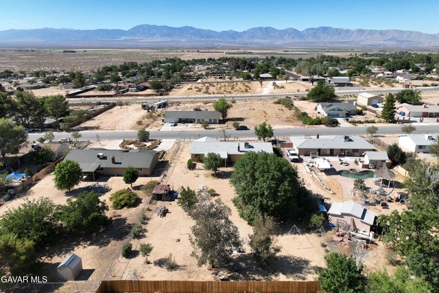 16435 Stagecoach Avenue, Lake Los Angeles, CA 93591