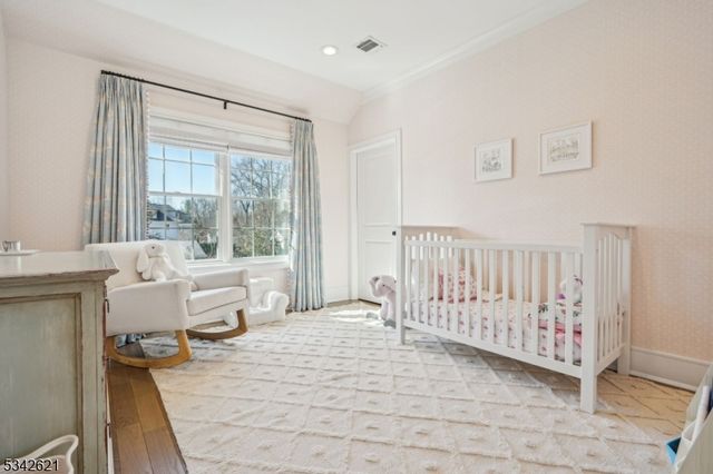 29 Weston Ave, Chatham Boro, NJ 07928