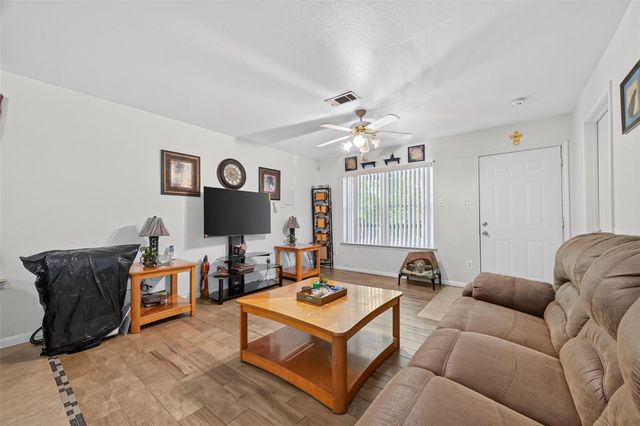 6010 Woodview Drive, Houston, TX 77396