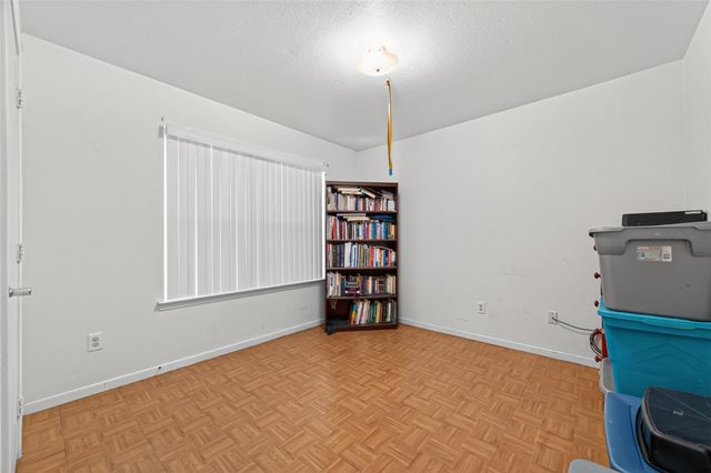 6010 Woodview Drive, Houston, TX 77396