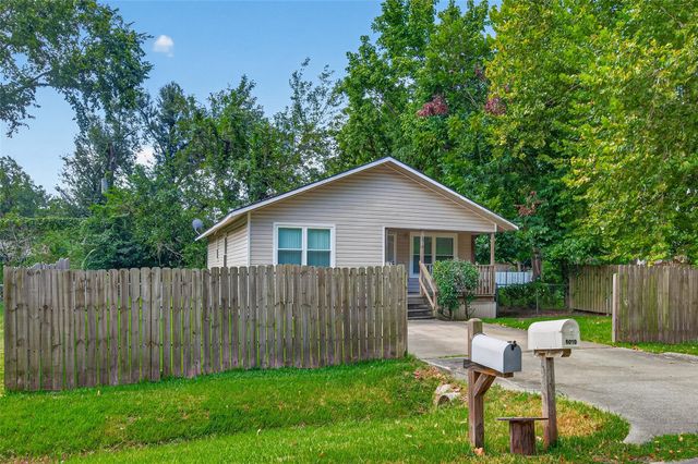 6010 Woodview Drive, Houston, TX 77396