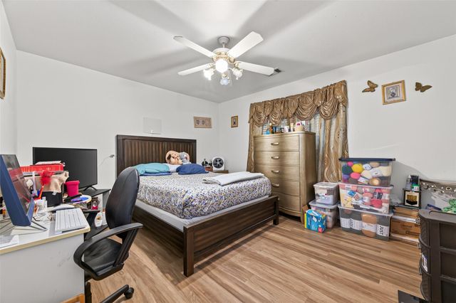 6010 Woodview Drive, Houston, TX 77396