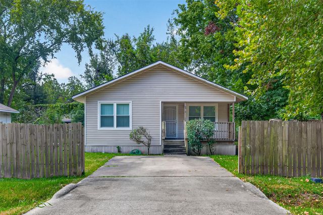 6010 Woodview Drive, Houston, TX 77396