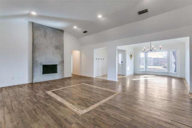 2801 N Spring Drive, Richardson, TX 75082