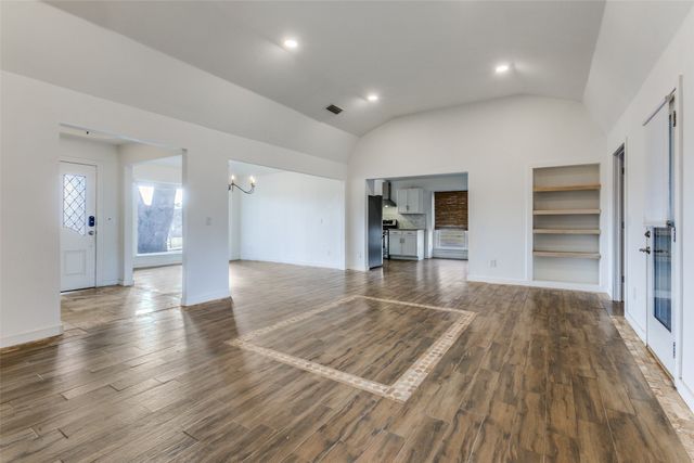 2801 N Spring Drive, Richardson, TX 75082