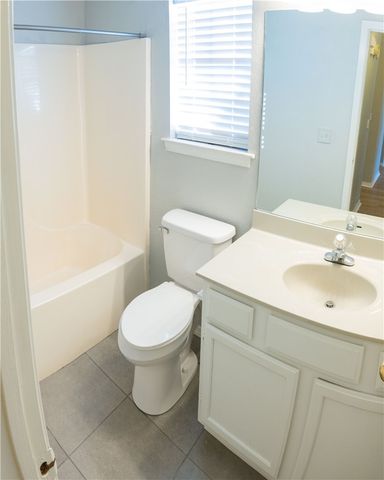 654 Terry Avenue, Springdale, AR 72764