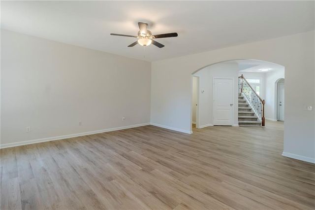 80 Creekside Way, Newnan, GA 30265