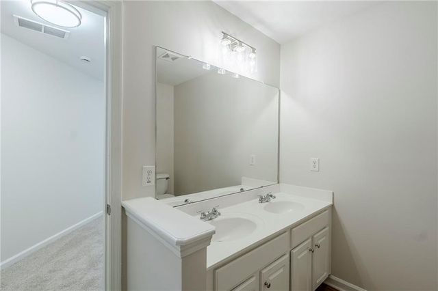 80 Creekside Way, Newnan, GA 30265